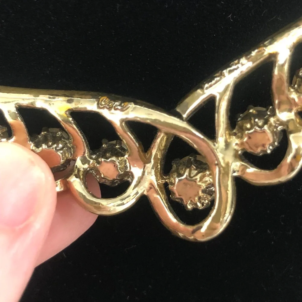 Vintage Coro Gold Tone Faux Pearl Bib Choker Necklace Mid Century Modern V Shape